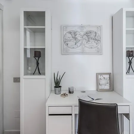 Casa Eleonora - Pavia - By Host4U Appartement Buitenkant foto