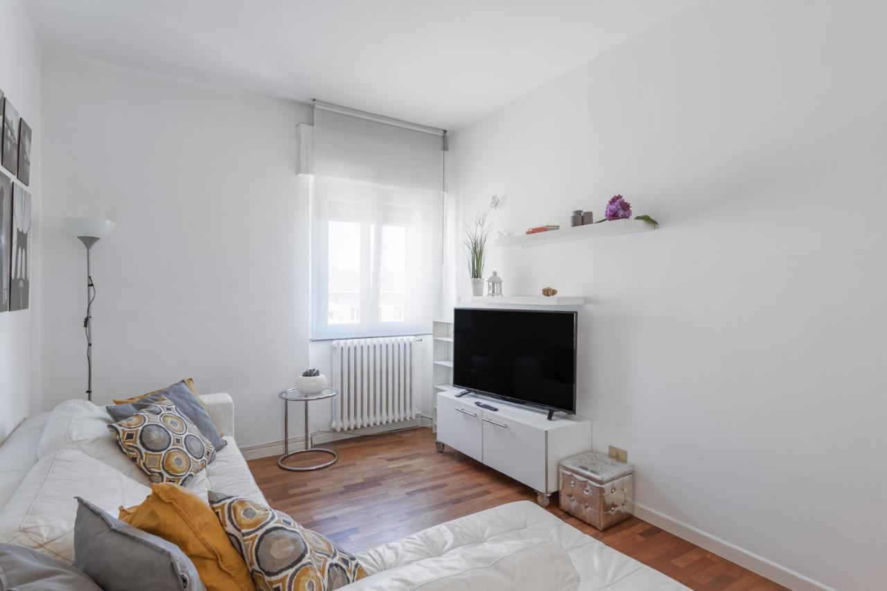 Casa Eleonora - - By Host4u Apartment Pavia