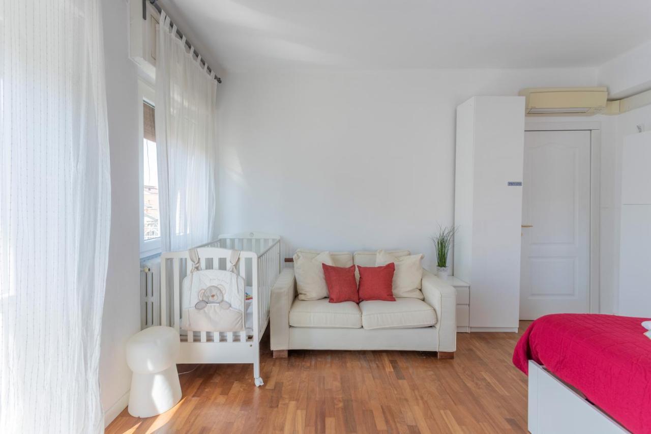 Apartment Casa Eleonora - - By Host4u Pavia